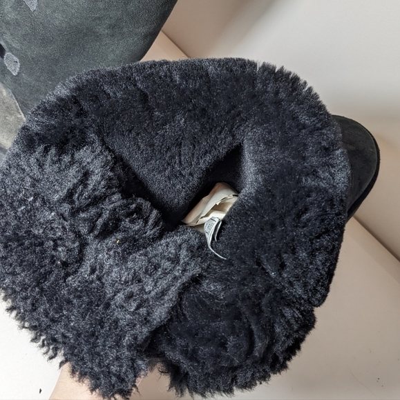UGG Bailey Bow Tall II Boot Black Suede Size 10 - Picture 9 of 11